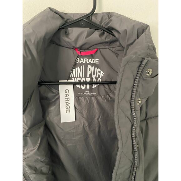 New Garage Mini Puffer Vest 2.0, Iron Grey Size Small - Picture 3 of 3